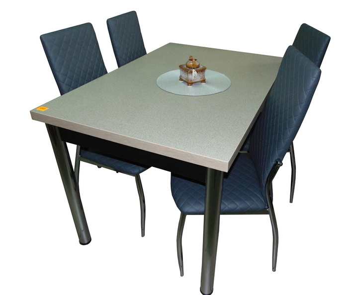 Stół z niebieskimi krzesłami (1).jpg