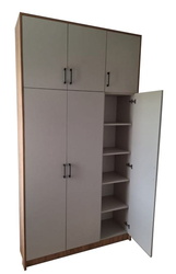 szafa biało brązowa 